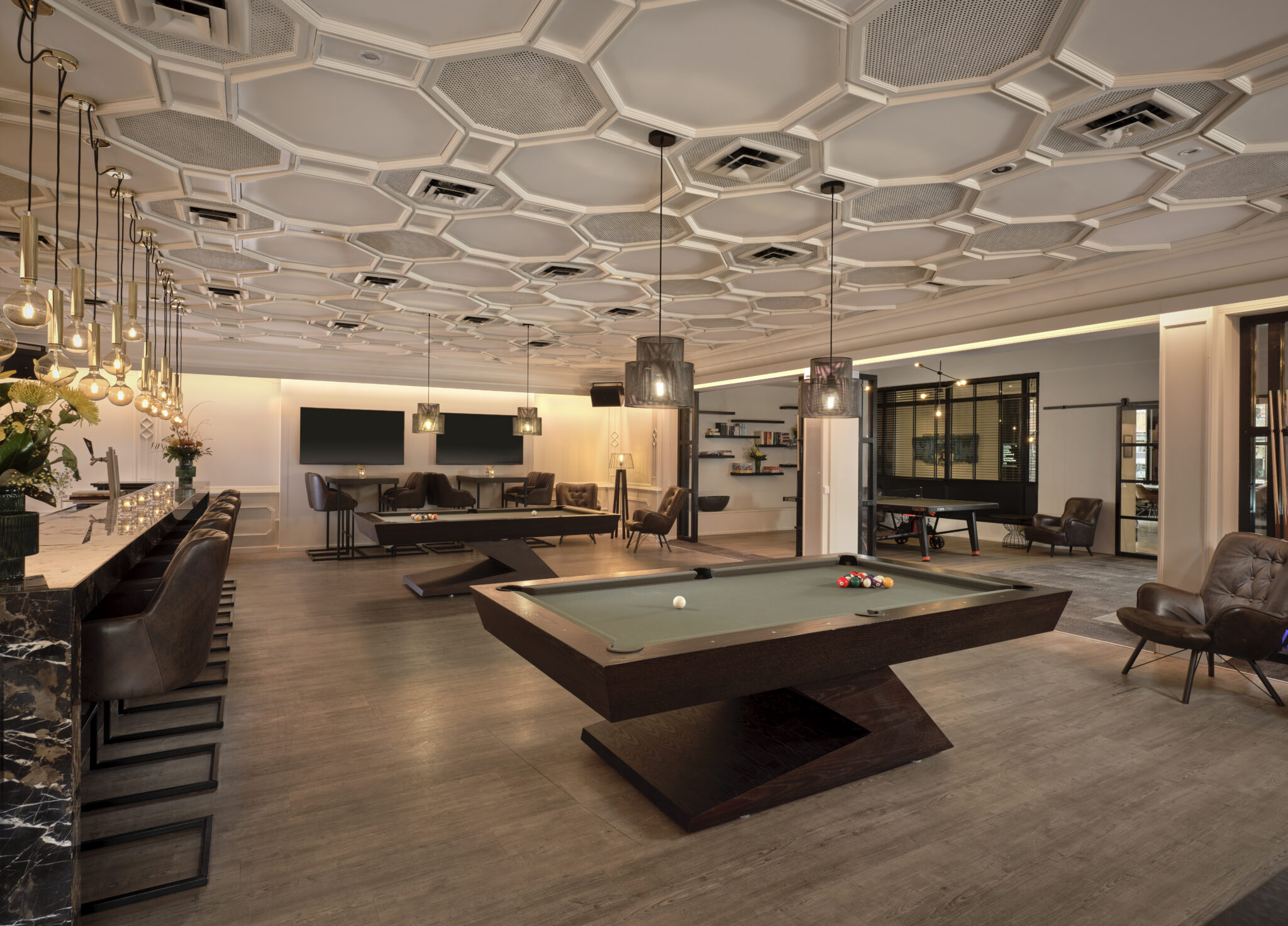 Park Plaza Eindhoven The Living Room pool table